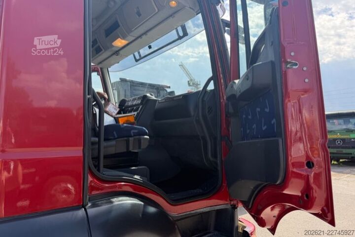 Basculantă IVECO Trakker 34T45 10x4 Chassis