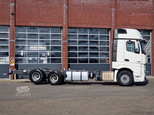 Chassis med førerhus Mercedes-Benz Actros 2663 Gigaspace 6x2 - Retarder - 4.90 WB ...