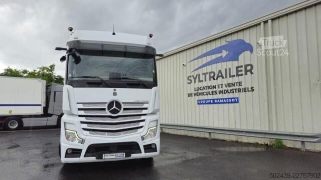 Standard nyergesvontató Mercedes-Benz Actros 1853