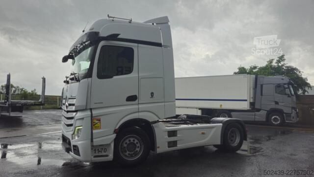 Standard nyergesvontató Mercedes-Benz Actros 1853