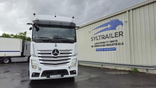 Standard nyergesvontató Mercedes-Benz Actros 1853