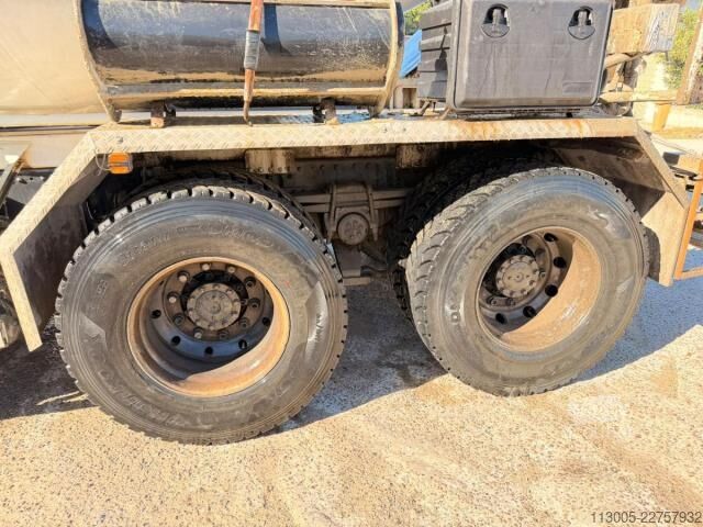 Betonmixer vrachtwagen MAN TGA 32.360
