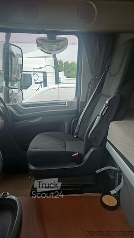 Tentinė platforma sunkvežimis DAF XF SUPERSPACE CAB 530 6X2 26T TAULINER