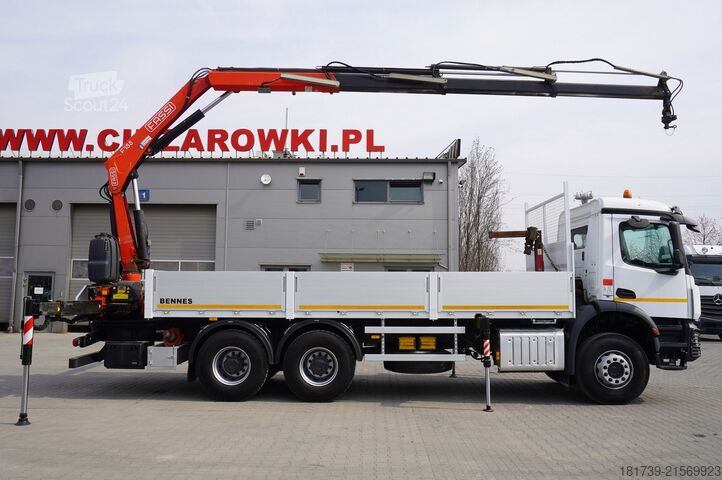 Plošina s jeřábem Mercedes-Benz Arocs 2633 flatbed truck / Crane FASSI