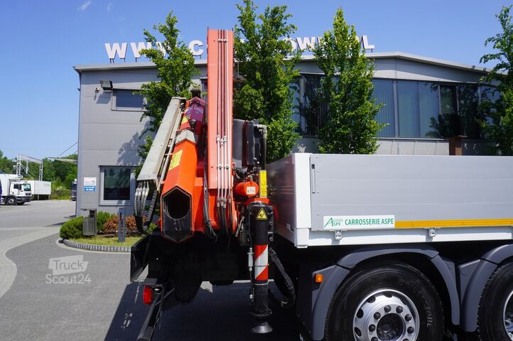 Plataforma com grua MAN TGS 26.360 Flatbed / Fassi F175 7.7 T /