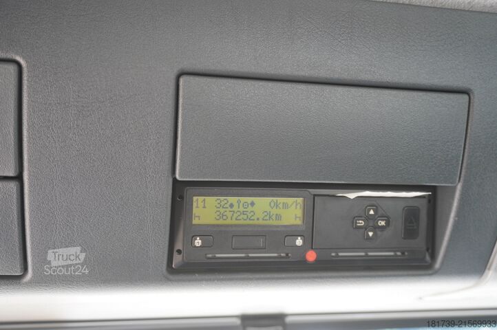 Plataforma com grua MAN TGS 26.360 Flatbed / Fassi F175 7.7 T /