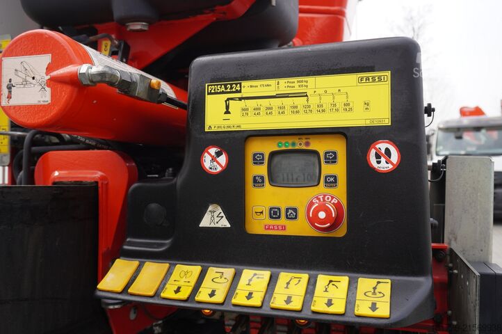 Plošina so žeriavom MAN TGS 26.420 6x4 / Fassi F215A.2.24