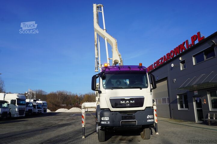 Bomba misturadora MAN TGS 32.400 8x4 Concrete Mixer Pump truck