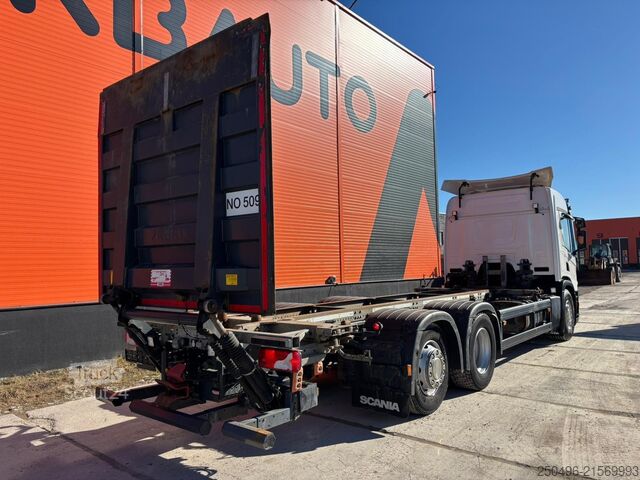 Chassis-cabina Scania P 500 6x2*4 9 TON FRONT AXLE / RETARDER