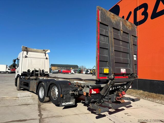 Chassis-cabina Scania P 500 6x2*4 9 TON FRONT AXLE / RETARDER