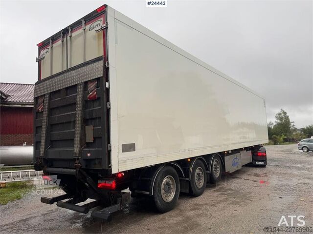 Standard-SZM DAF XF530 6x4 Tractor Unit with Ekeri Box Semi-Trailer
