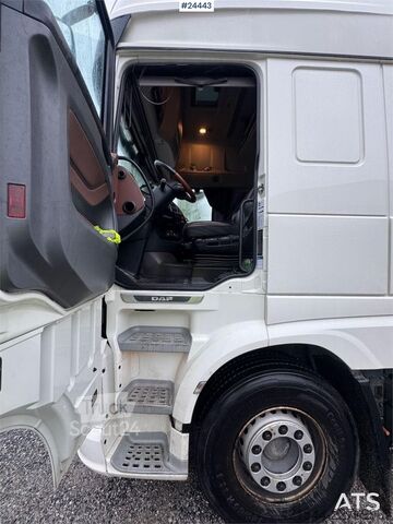 Standard-SZM DAF XF530 6x4 Tractor Unit with Ekeri Box Semi-Trailer