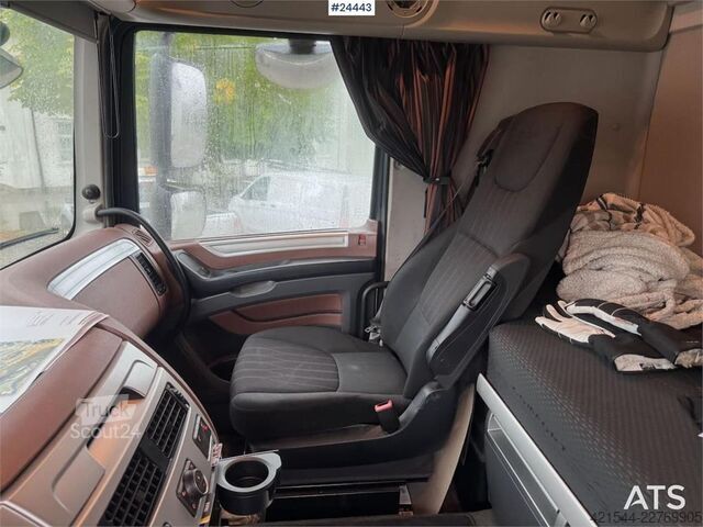Standard-SZM DAF XF530 6x4 Tractor Unit with Ekeri Box Semi-Trailer