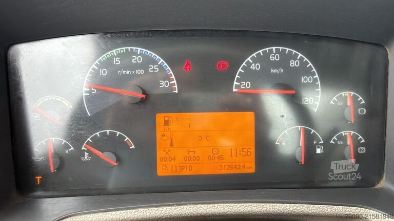 Containertransport (haakarmsysteem) Volvo FL 240 (BELGIAN TRUCK / HYVALIFT / WHEELBASE 47...