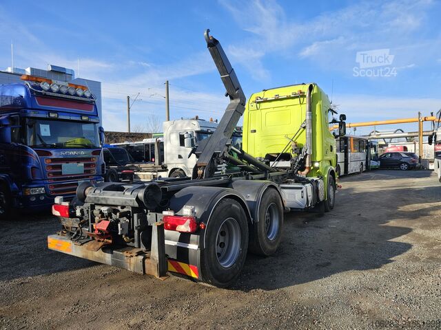 Camión portacontenedores de gancho SCANIA R500 LB6X2HHZ, RETARDER Blatt/Blatt 3xPi