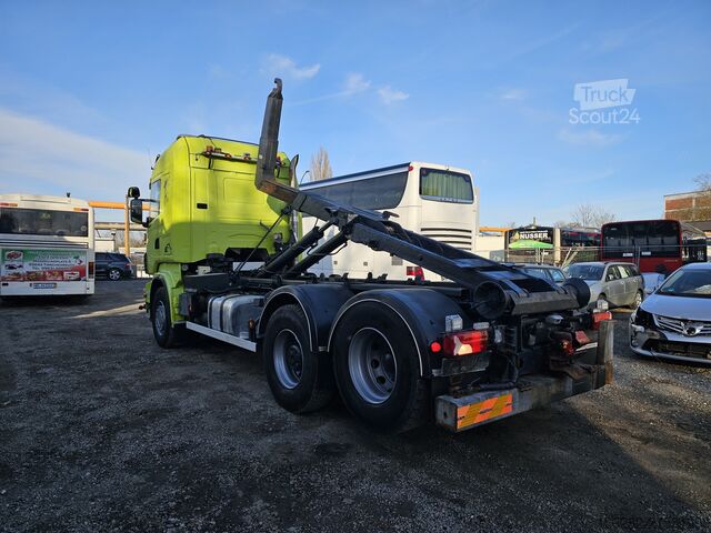 Camión portacontenedores de gancho SCANIA R500 LB6X2HHZ, RETARDER Blatt/Blatt 3xPi