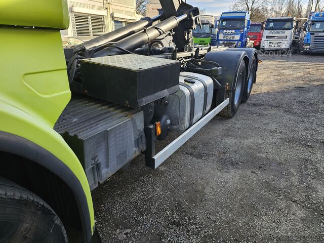 Camión portacontenedores de gancho SCANIA R500 LB6X2HHZ, RETARDER Blatt/Blatt 3xPi