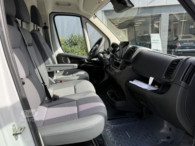 Fourgon tôlé FIAT Ducato Maxi