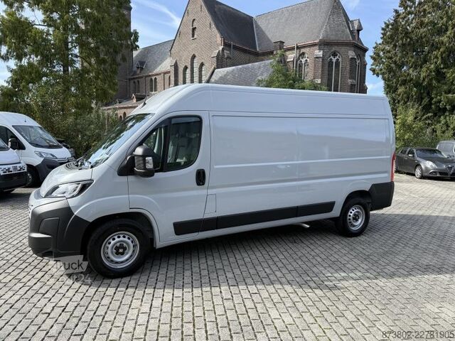 Fourgon tôlé FIAT Ducato Maxi