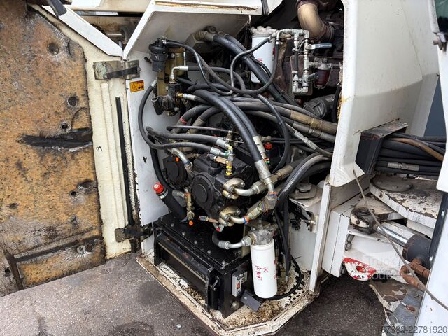 Einzelwalze Dynapac CC422C HF