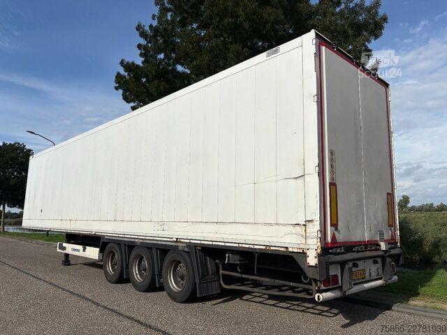 čemodāns Krone SD 27 Koffer / Textil / Conefctie / BPW Axles /...