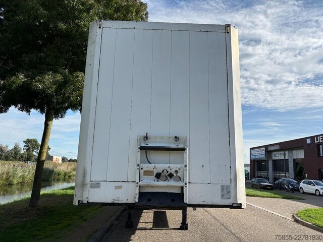 čemodāns Krone SD 27 Koffer / Textil / Conefctie / BPW Axles /...