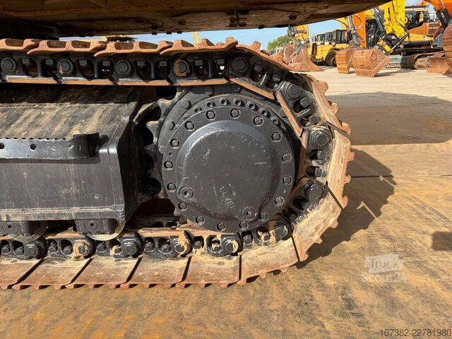 Raupenbagger Caterpillar 323FLN