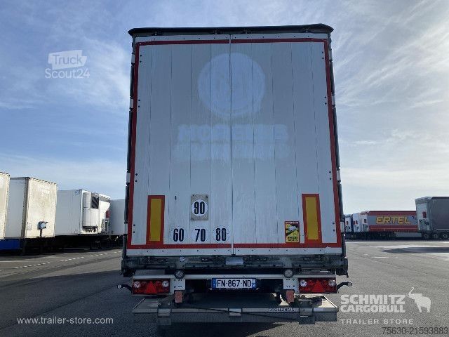 Semi-reboque aberto com lona Schmitz Cargobull Semitrailer Curtainsider Standard Hayon