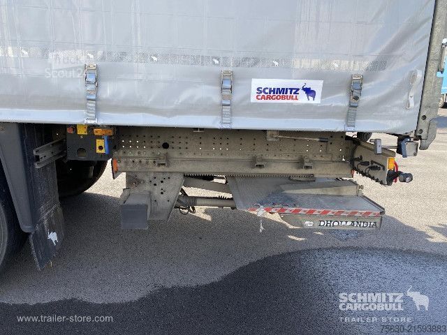 Semi-reboque aberto com lona Schmitz Cargobull Semitrailer Curtainsider Standard Hayon