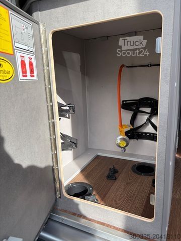 Автодім PÖSSL Summit 640 Shine - Mj. 2026 - CSL Munich Edition