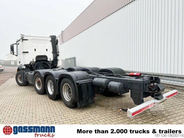 Șasiu de camion Mercedes-Benz Actros 3551 L 8x2/4, Vorlauflenkachse,