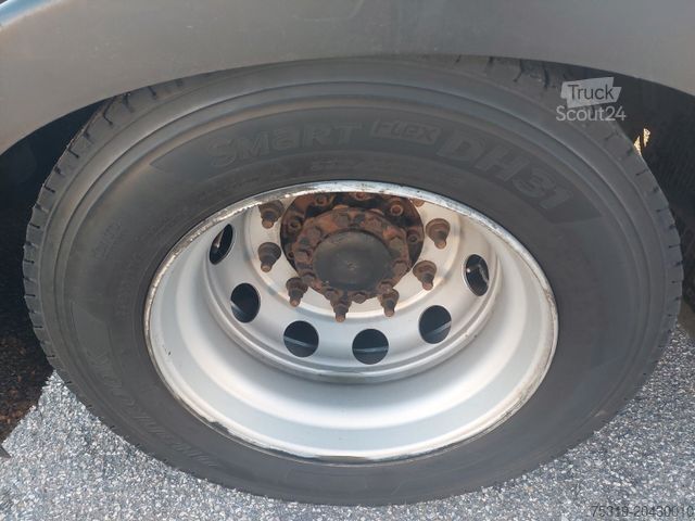 Nagy térfogatú nyergesvontató FORD F-Max 1850 LL