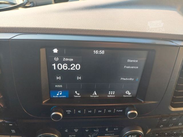 Nagy térfogatú nyergesvontató FORD F-Max 1850 LL