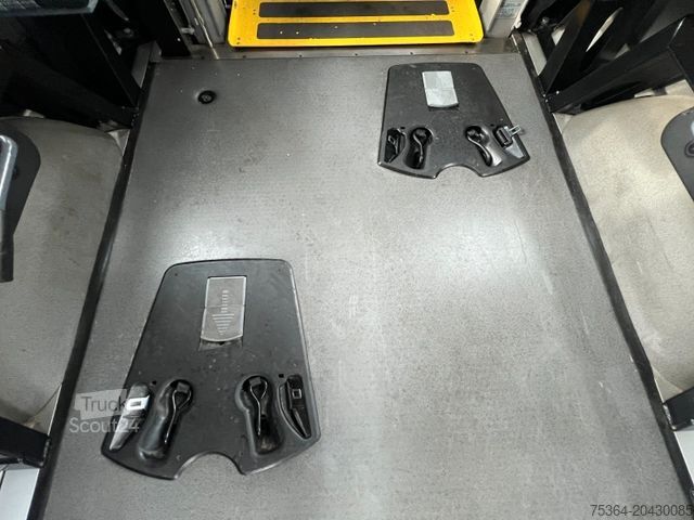 Minibuss MERCEDES-BENZ Sprinter 314 BlueTEC 9Sitze+Rollstuhllift Klima