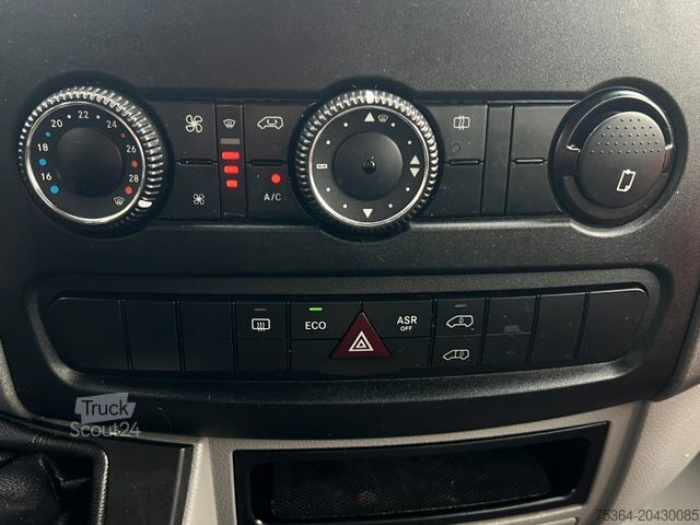 Minibuss MERCEDES-BENZ Sprinter 314 BlueTEC 9Sitze+Rollstuhllift Klima