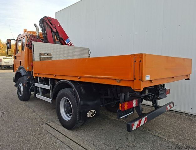 Tovornjak s ploščadjo MERCEDES-BENZ 1824 AK 4x4 Allrad Pritsche Kran HMF1253 K4 Funk