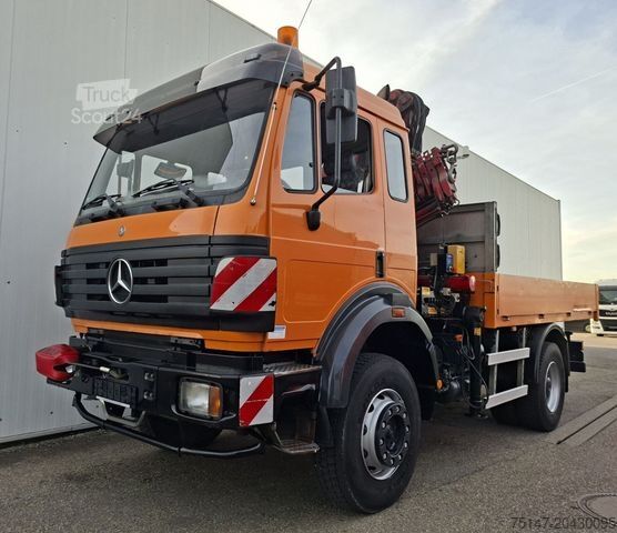 Tovornjak s ploščadjo MERCEDES-BENZ 1824 AK 4x4 Allrad Pritsche Kran HMF1253 K4 Funk