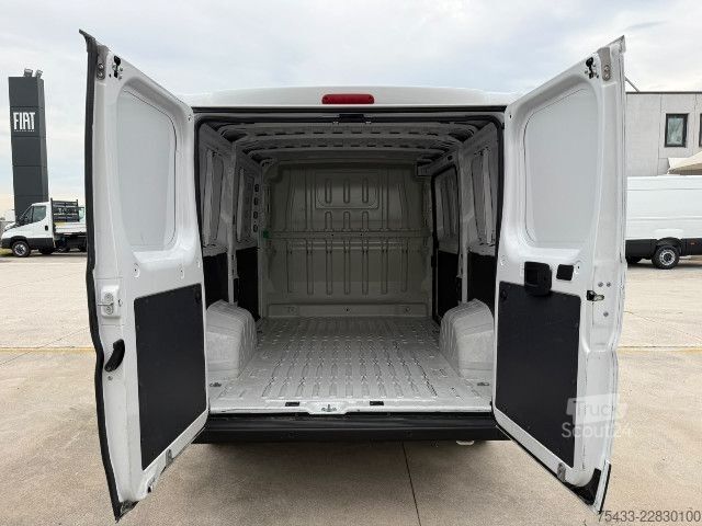 Dobozos furgon Peugeot BOXER 30L1H1 140