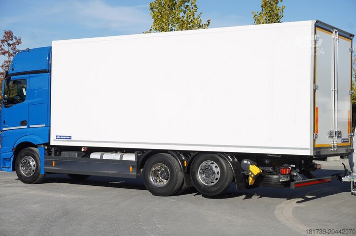 хладилен камион Mercedes-Benz Actros 2548 E6 / GIGA / Cab Lounge chair