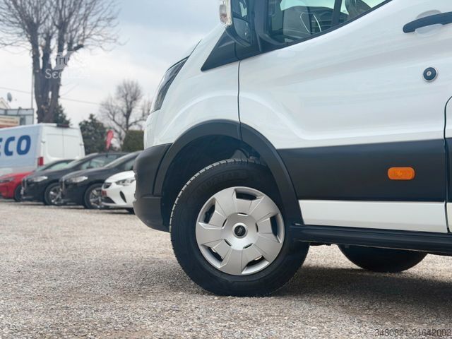 Furgoneta de caja alta FORD TRANSIT TREND 350 L4H3 *AUTOMATIK* AHK NEUWERTIG