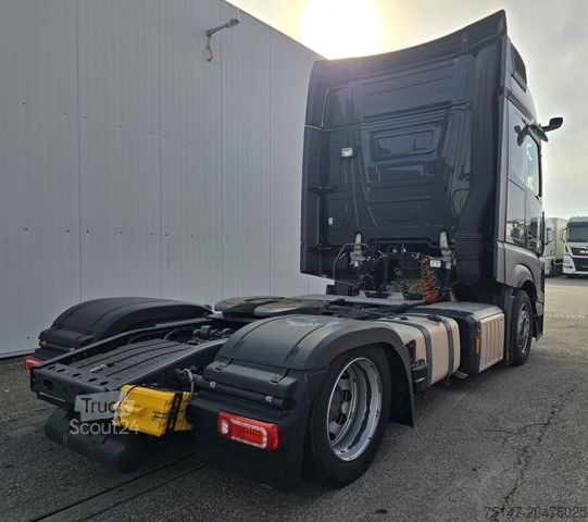 Véhicule tracteur volume MERCEDES-BENZ 1848 LS Actros BigSpace Retarder ACC MirrorCam