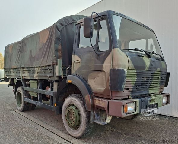 Camion plateau avec bâche MERCEDES-BENZ 1017 A 4x4 5t TMIL 3-Sitze Allrad Pritsche+Plane