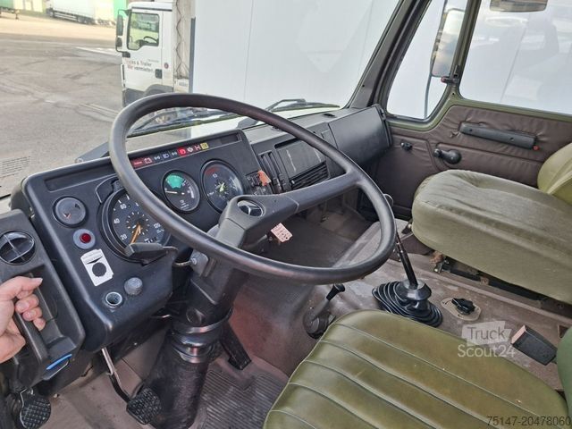 Camion plateau avec bâche MERCEDES-BENZ 1017 A 4x4 5t TMIL 3-Sitze Allrad Pritsche+Plane