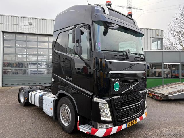 Kötet SZM Volvo FH 460 Mega,lowliner,2x tank,VEB,I park cool