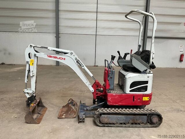 Takeuchi TB 210 R