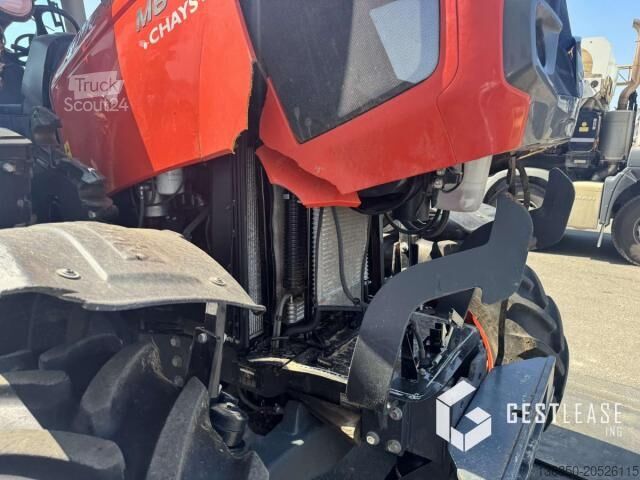 Tractor de curte Kubota M6-132