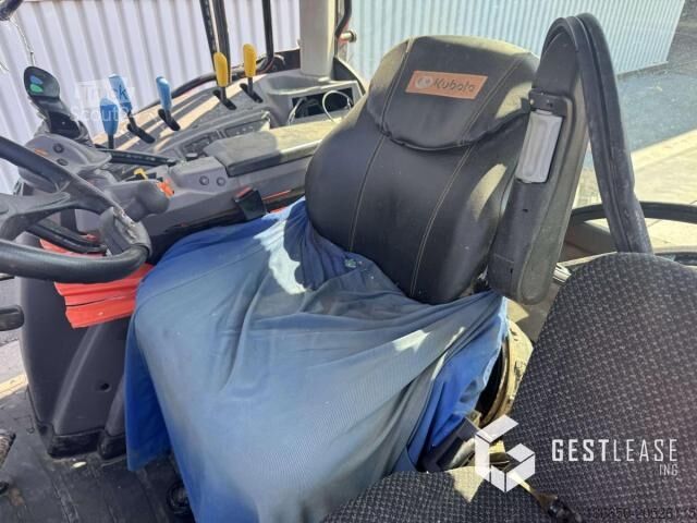 Trattore da piazzale Kubota M6-132