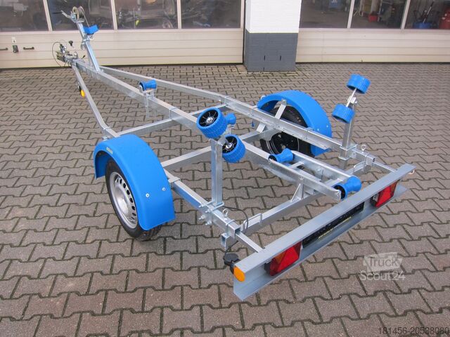 Remolques náuticos trailershop Boot Trailer Bootanhänger Neptun Navy 750kg sofort verfügbar nach Bestellung