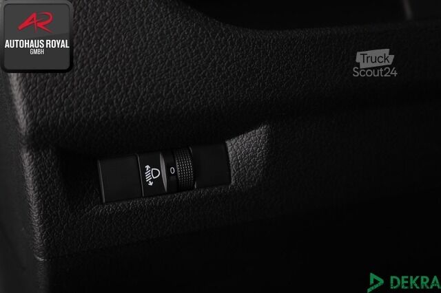 Furgon blaszak fiat Scudo 1.5 MULTIJET KASTEN 3 SITZE REGAL,NAVI,AHK