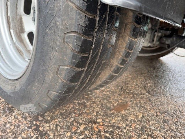 Dostavno vozilo s kesonom IVECO Daily 35C16 3.0 ¤6E Koffer LBW Klima